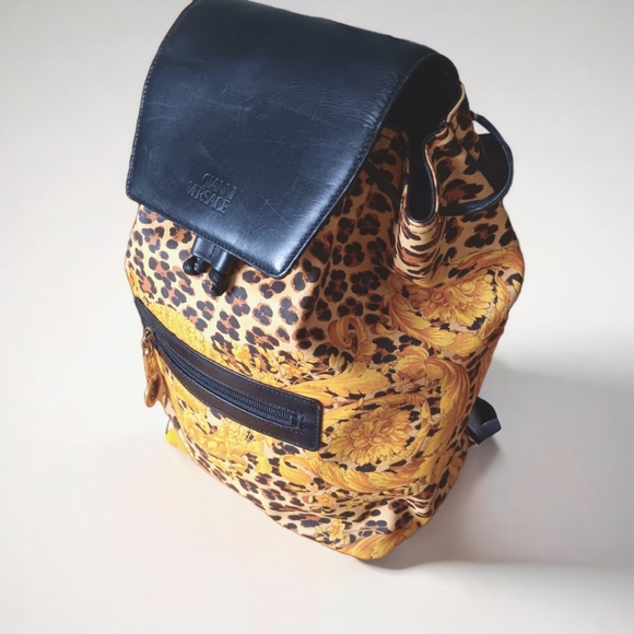Gianni Versace ✨️LIKE NEW GOLD ERA Vintage Leopard Sunburst Backpack - Picture 6 of 17
